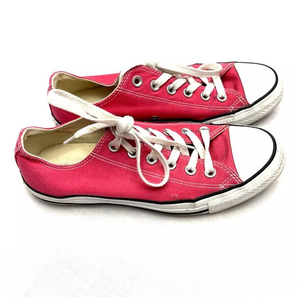 Converse Shoes - Womens Size 8 Pink Low Top Converse Sneakers‎